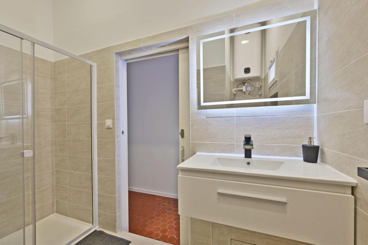 Au Roi Rene - Ac Clim - Wifi Apartment Авиньон Екстериор снимка